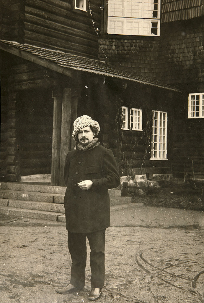 Detail of Russian author Leonid Andreyev at his house in Vammelsuu (Serovo), early 20th century by Karl Karlovich Bulla