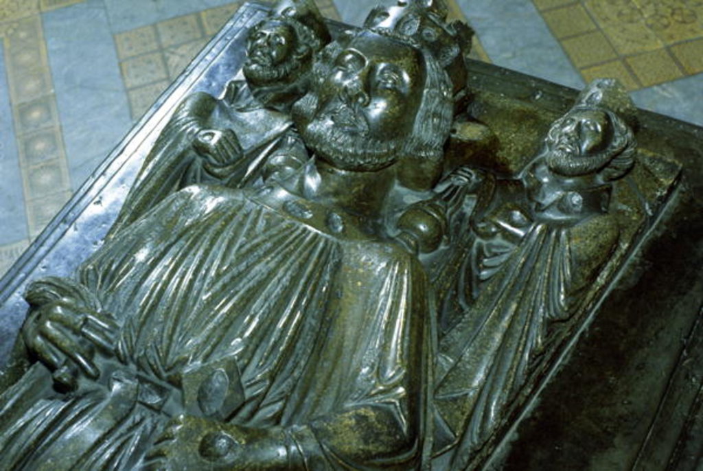 Detail of King John's Tomb with two miniature figures of St. Wulstan and St. Oswald, 1232 by English School