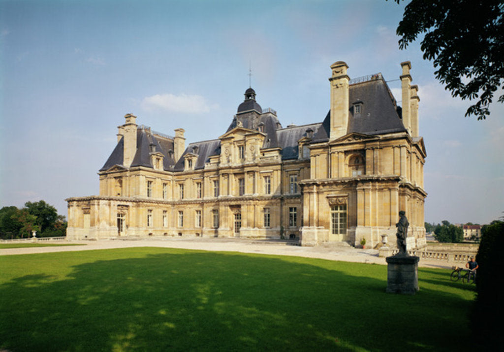 Detail of View of the West facade of Chateau de Maisons-Laffitte, built 1642-51 by Francois Mansart