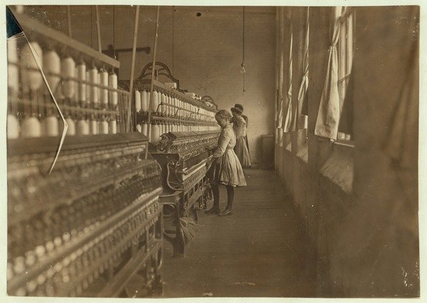 Detail of Hattie Hunter, a spinner in Lancaster Cotton Mills, South Carolina where she's worked for 3 years, 1908 by Lewis Wickes Hine