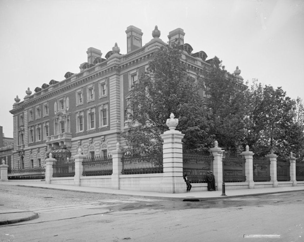 Detail of Residence of Andrew Carnegie, New York, c.1903 by Detroit Publishing Co.
