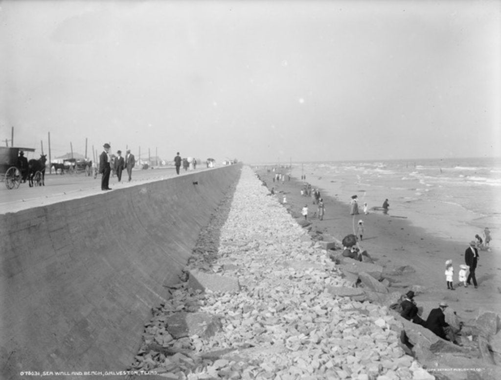 Detail of Seawall and beach, Galveston, Texas, 1910-20 by Detroit Publishing Co.