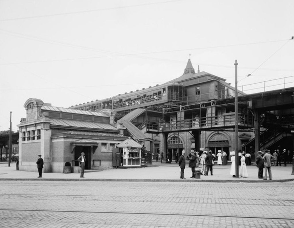 Detail of Atlantic Avenue, subway entrance, Brooklyn, N.Y., c.1910-20 by Detroit Publishing Co.