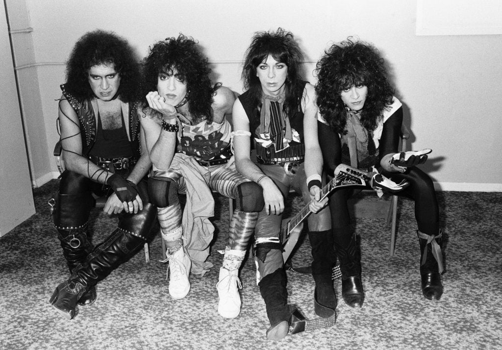 Detail of Kiss by Peter Case