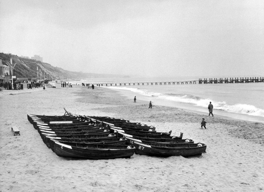 Detail of Bournemouth beach, 1964 by Daily Mirror
