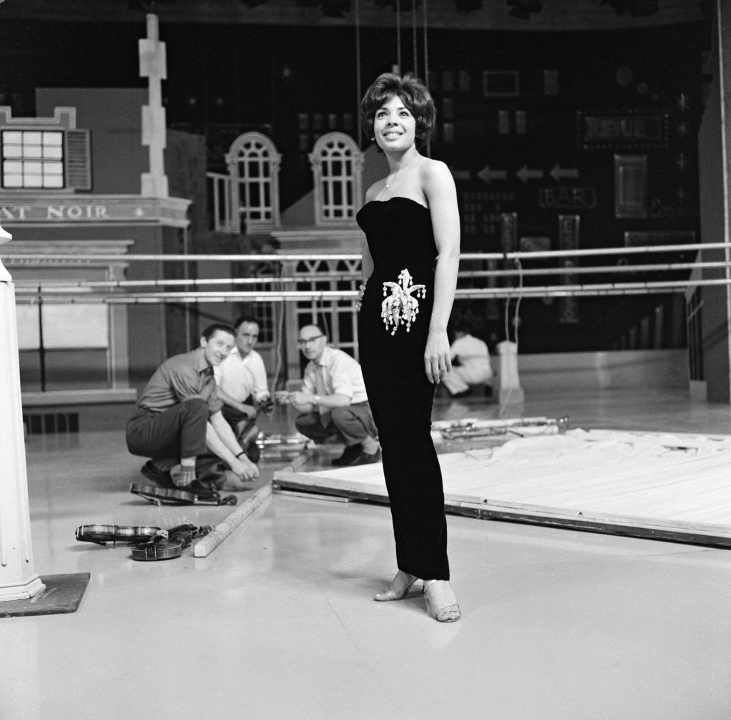 Detail of Shirley Bassey by Bob Hope