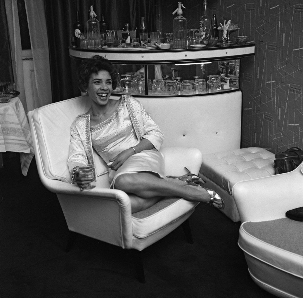 Detail of Shirley Bassey by Bob Hope