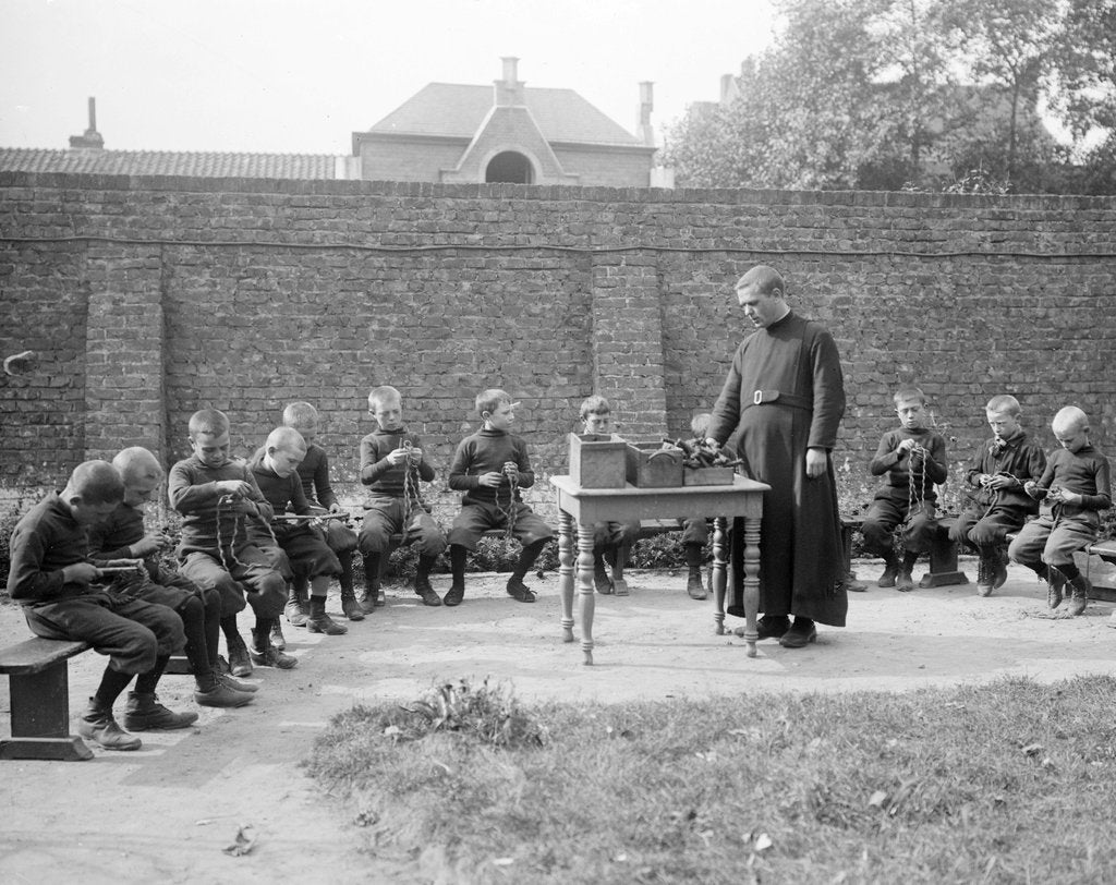 Detail of A Lesson in Rope-splicing and Knots by Andrew Pitcairn-Knowles