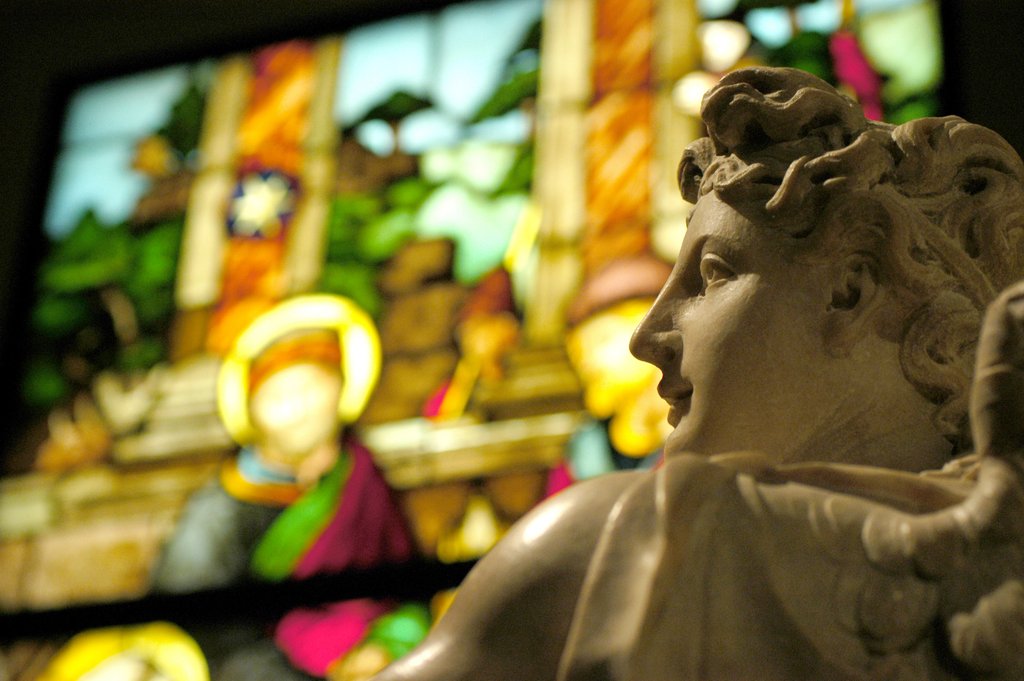 Detail of Kneeling Angel by Stuart Cox