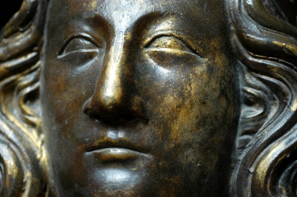 Detail of Queen Eleanor of Castile, detail by Stuart Cox