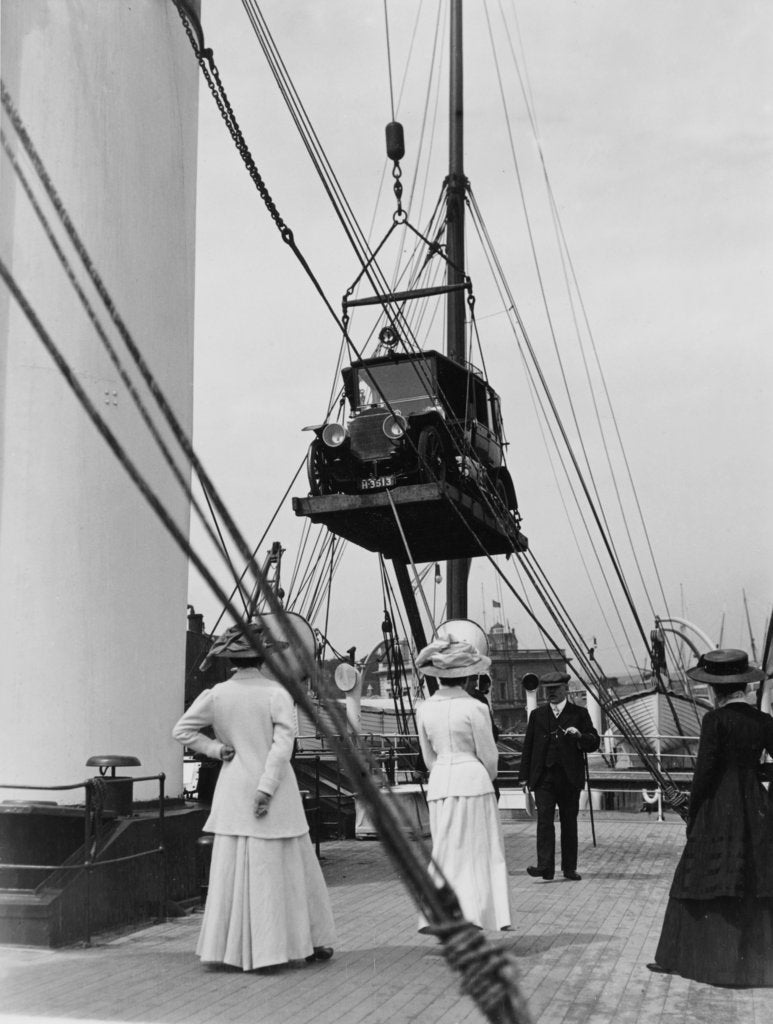 Detail of Shipping a car onto the 'Queen', 1909 by Unknown