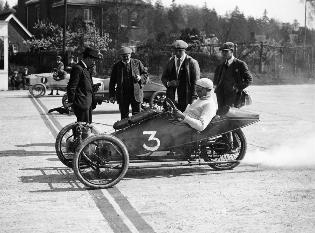 Detail of A 1914 Morgan at the starting line of a race by Anonymous