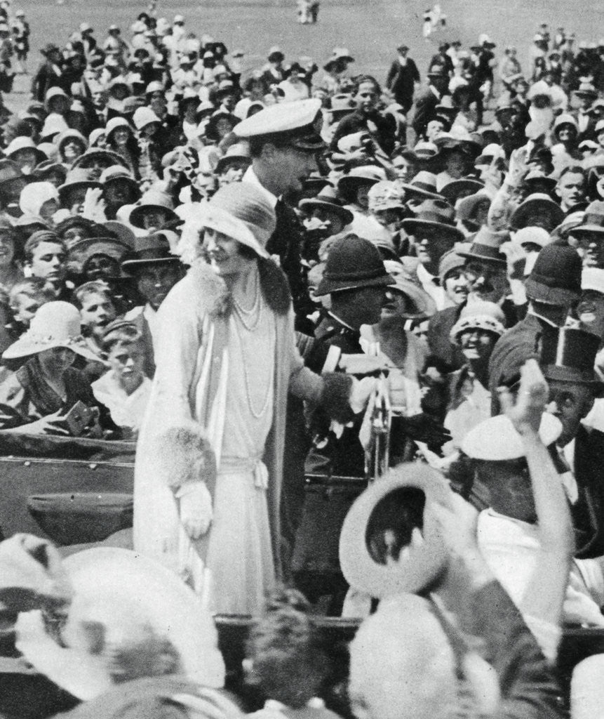 Detail of The Duke and Duchess mobbed by crowds in Auckland by Anonymous