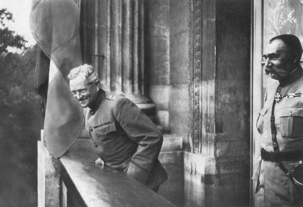 Detail of General Pershing on the balcony of the Hotel Crillon, Paris, First World War by Anonymous
