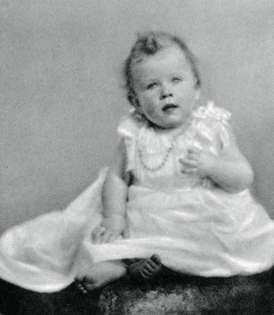 Detail of Princess Elizabeth in 1926, when she was a few months old by Anonymous