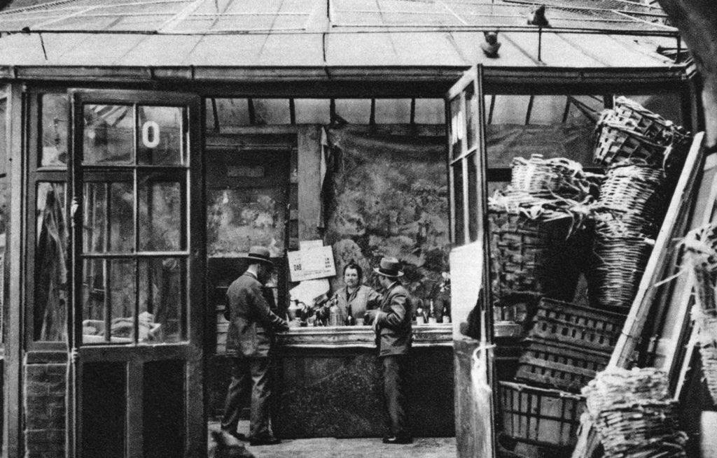 Detail of A bar in the Central Market quarter, Paris by Ernest Flammarion