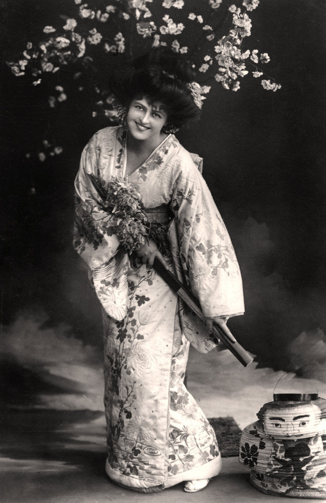 Detail of Marie Studholme (1875-1930), English actress by Foulsham and Banfield