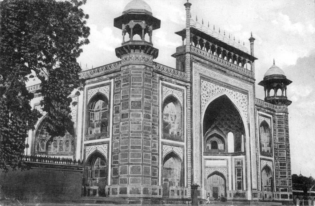 Detail of Taj Mahal Gate, Agra by Anonymous