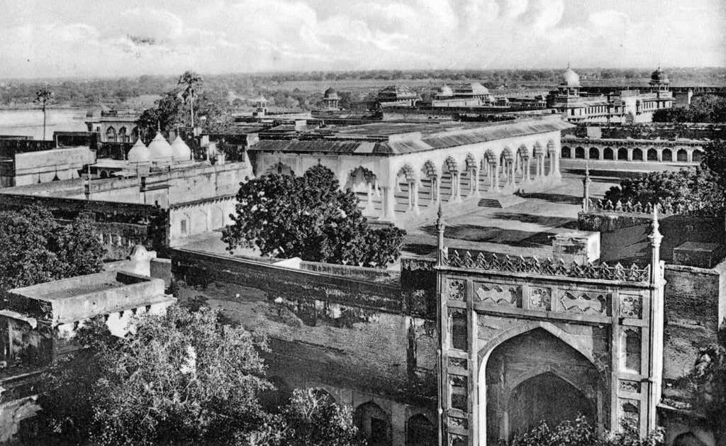 Detail of Diwan-i-am inside the Agra Fort by Anonymous