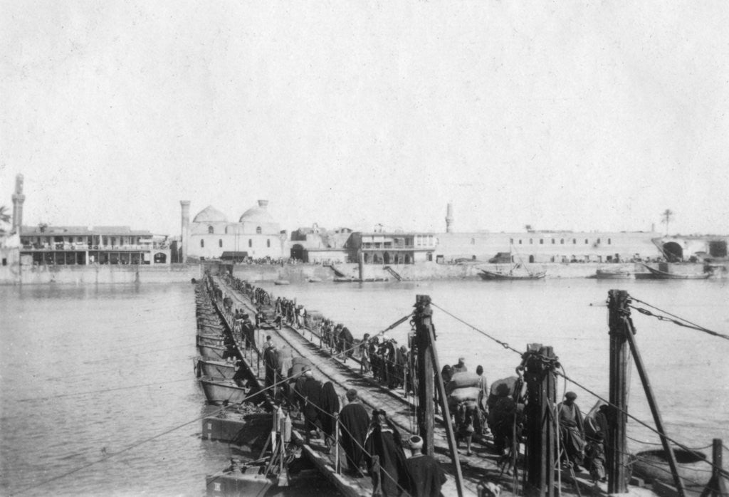 Detail of Kotah boat bridge, Baghdad, Iraq by Anonymous