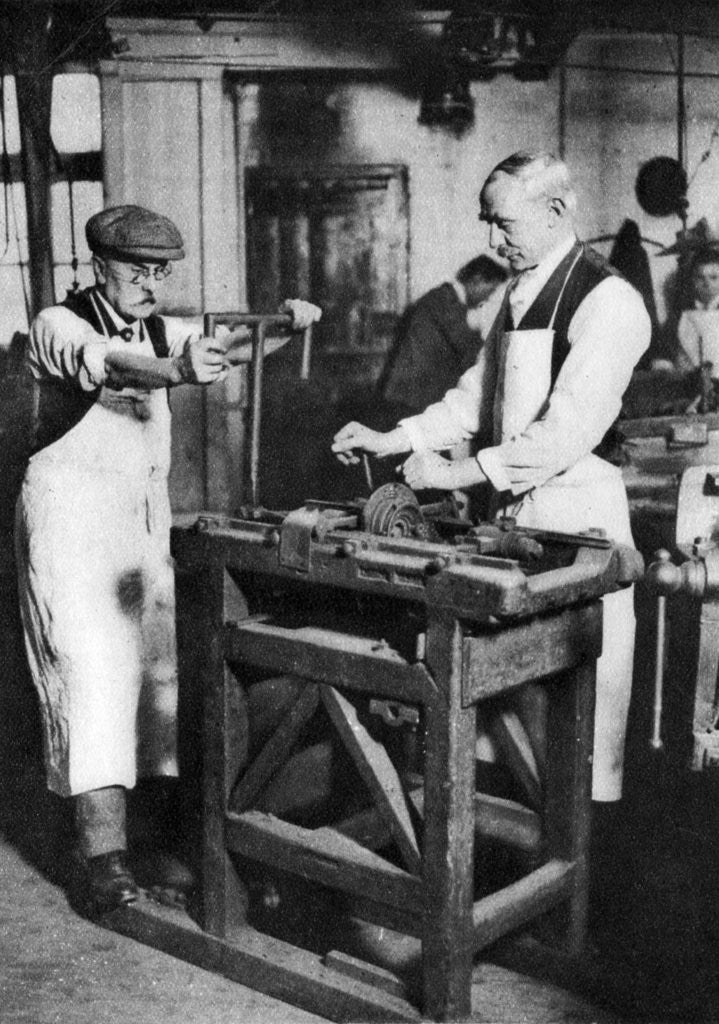 Detail of Cutting a key barrel, London by Anonymous