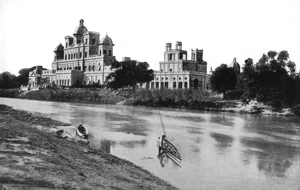 Detail of Chattar Manzil Palace, Lucknow, India by Anonymous