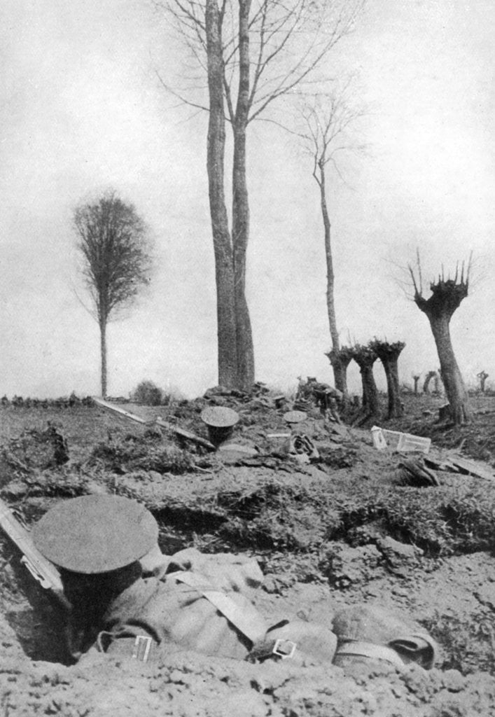 Detail of The King's Liverpool regiment waiting for the Germans, First World War by Topical Press Agency