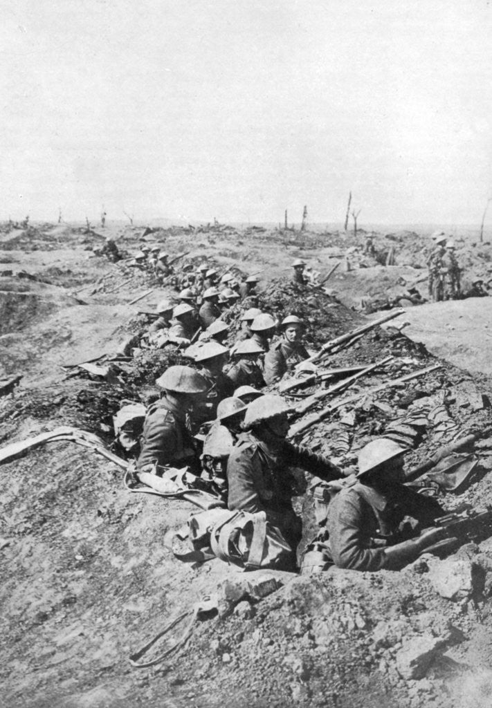 Detail of British troops on the Somme Heights, France, First World War by Anonymous