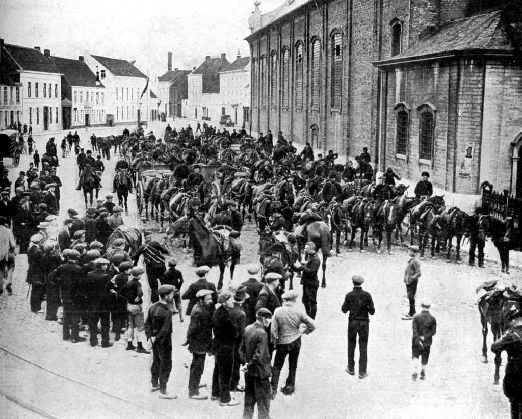 Detail of Belgian guns, made by Krupp, preparing for battle near Ghent, Belgium, First World War by Anonymous