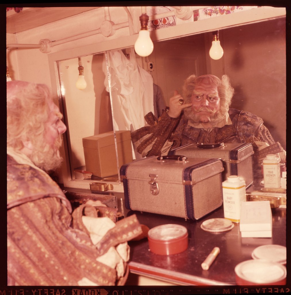 Detail of Geraint Evans making up as Falstaff in William Shakespeare's Henry IV at Covent Garden by Houston Rogers