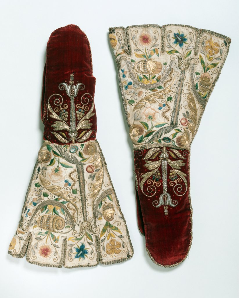 Detail of Pair of mittens. England, 1600 by Unknown