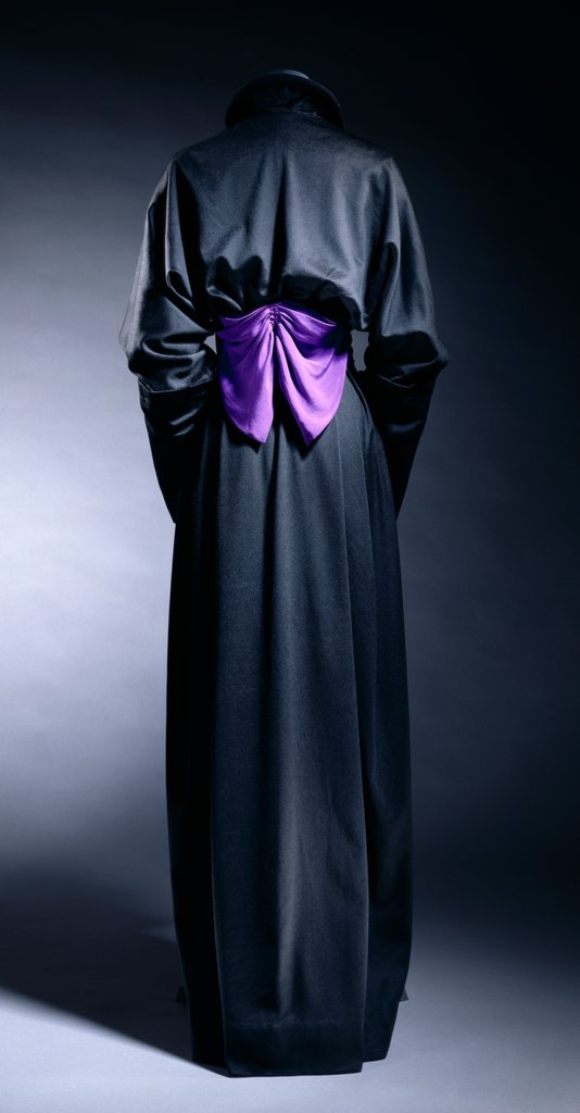 Detail of Long day dress by John Redfern