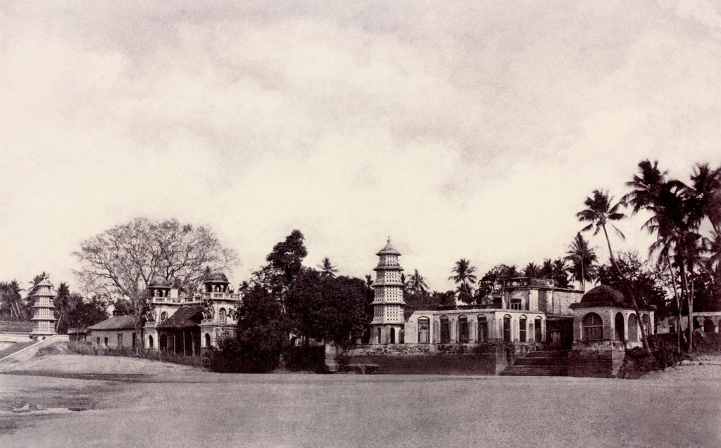 Detail of Buildings in Trivady used by the Rajah of Tanjore on his visit by Captain Linnaeus Tripe