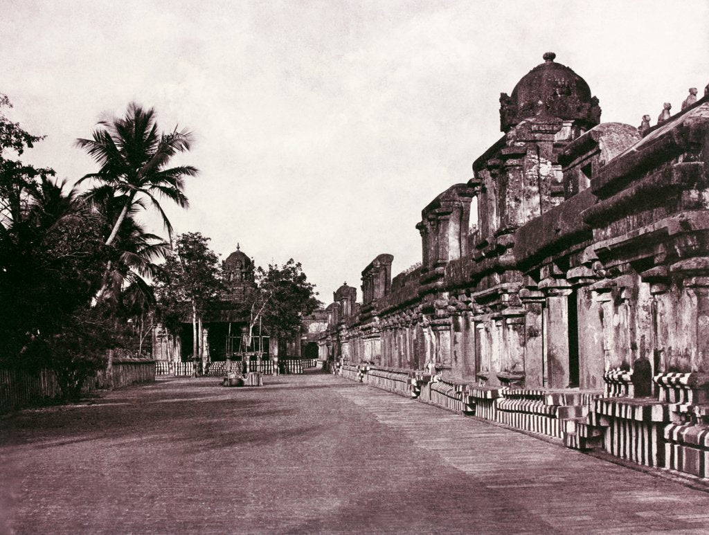 Detail of Arcade on the inner side of the wall surrounding the Great Pagoda by Captain Linnaeus Tripe