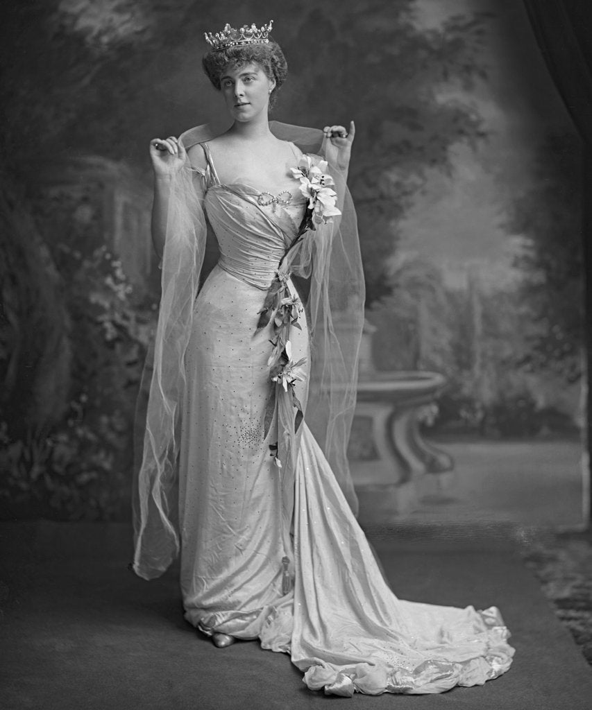 Detail of Daisy, Princess of Pless by Lafayette Portrait Studios