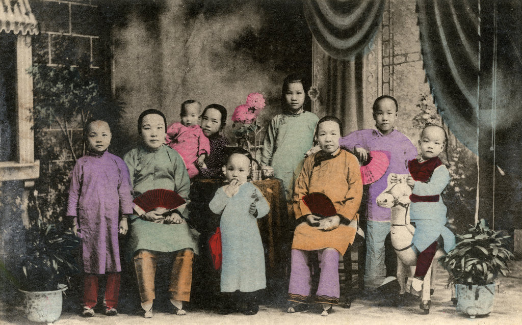 Detail of Chinese family, Hong Kong by Anonymous