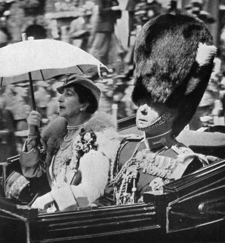Detail of The future King Edward VII (1894-1972) and Queen Maud of Norway by Anonymous