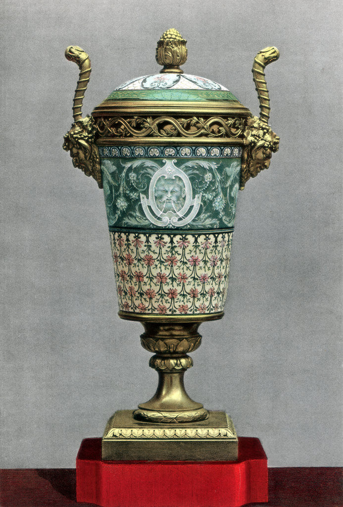 Detail of Tasse a La Reine by Anonymous