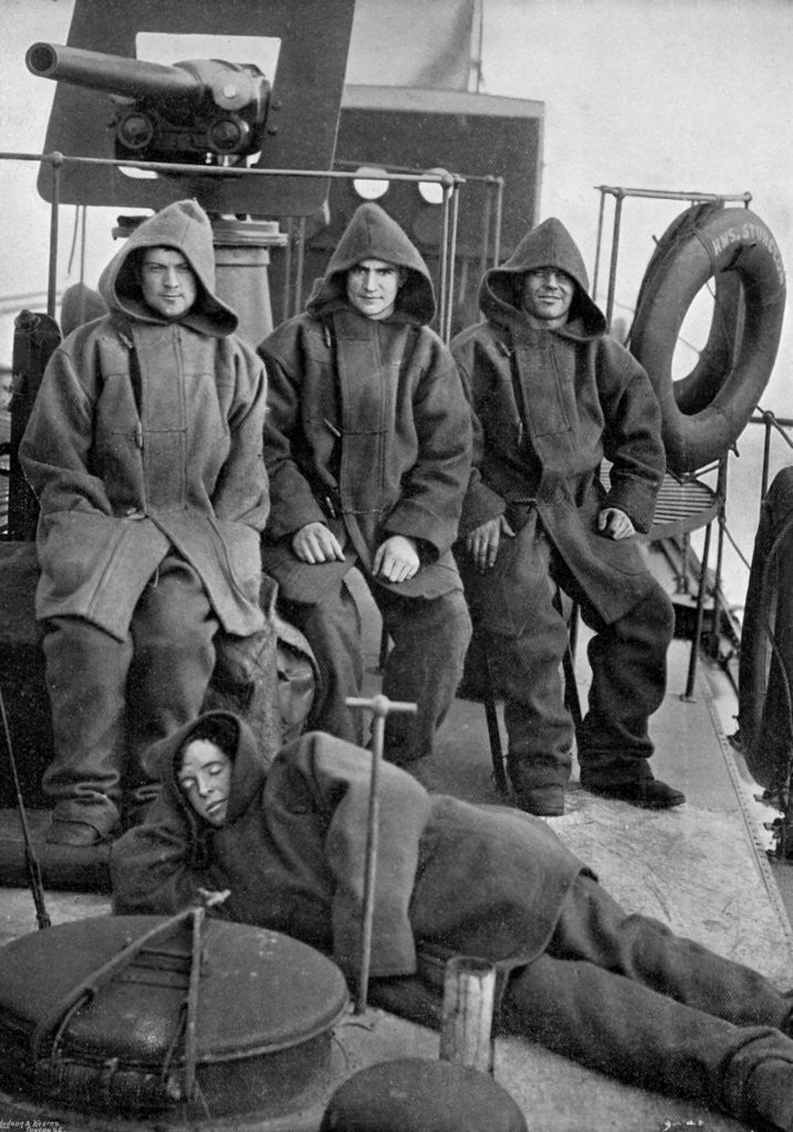 Detail of Bluejackets of the torpedo boat destroyer HMS Sturgeon by Gregory & Co