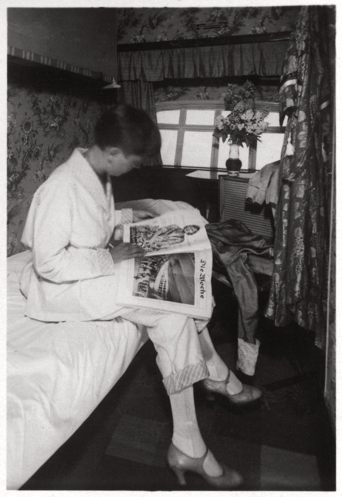 Detail of View of a passenger cabin on board Zeppelin LZ 127 'Graf Zeppelin' by Anonymous