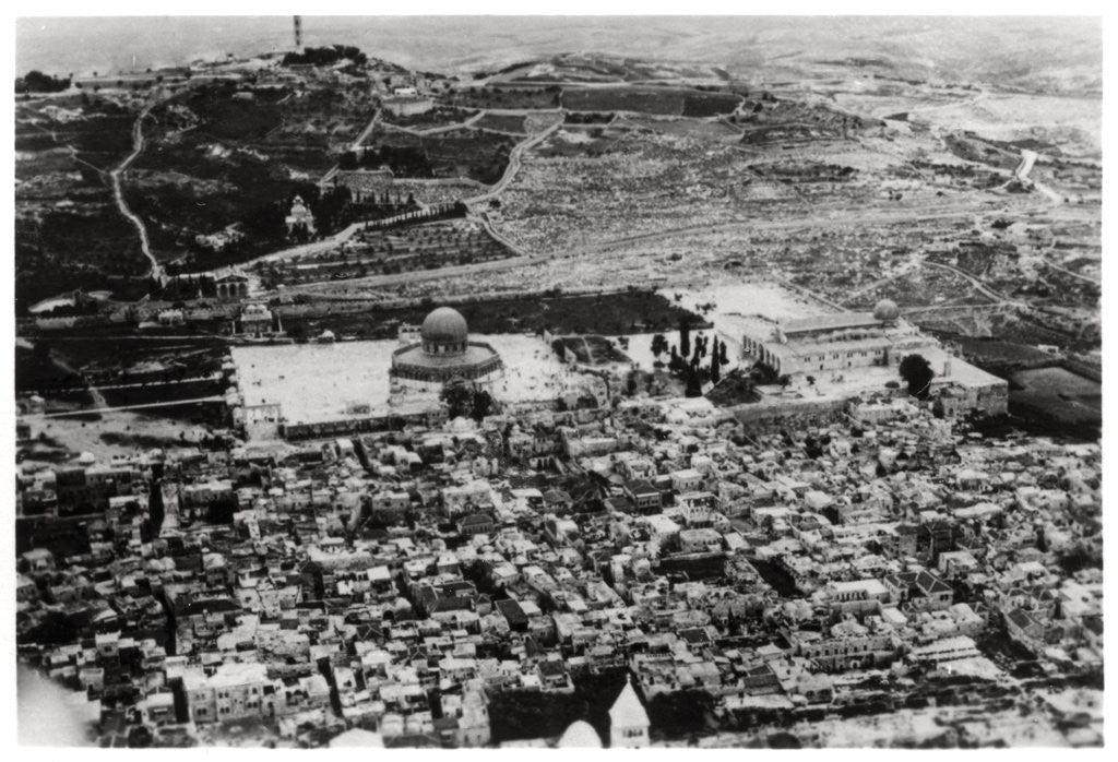 Detail of Aerial view of the Mosque of Omar, Jerusalem, Palestine, from a Zeppelin by Anonymous