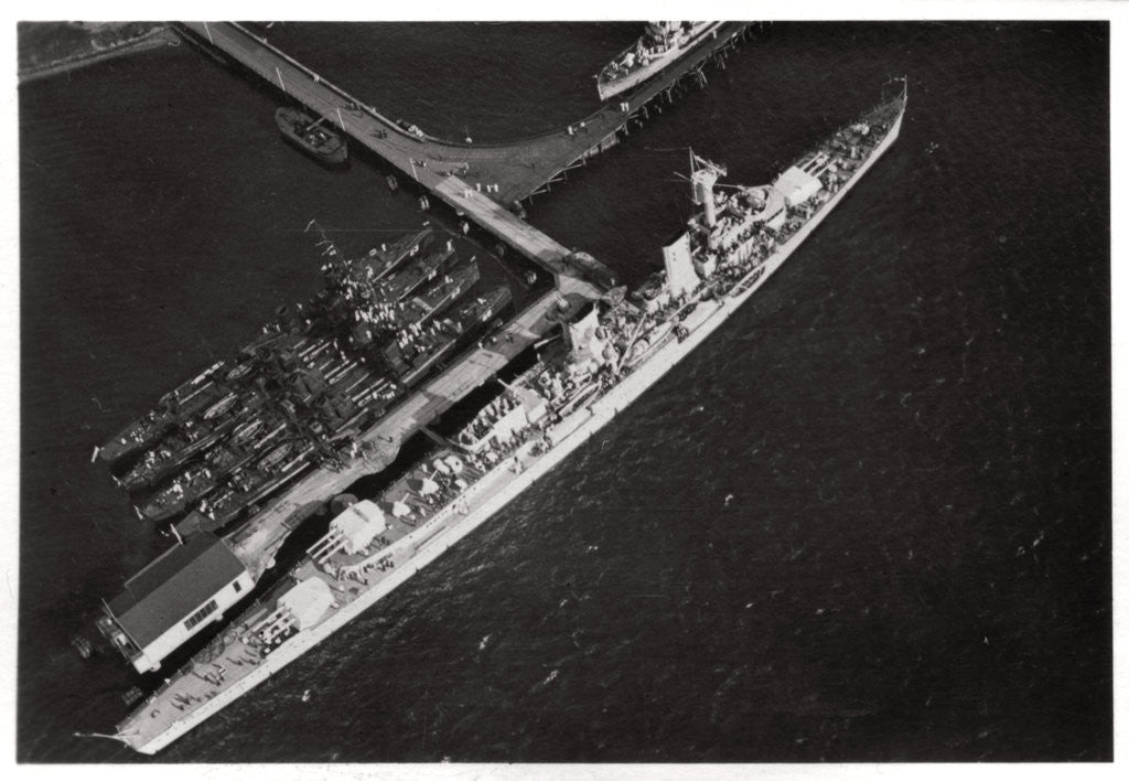 Detail of Aerial view of the German light cruiser 'Karlsruhe', from a Zeppelin by Anonymous