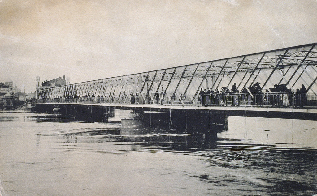 Detail of The Borodinsky bridge during the flood of April 1908, Moscow, Russia by Unknown