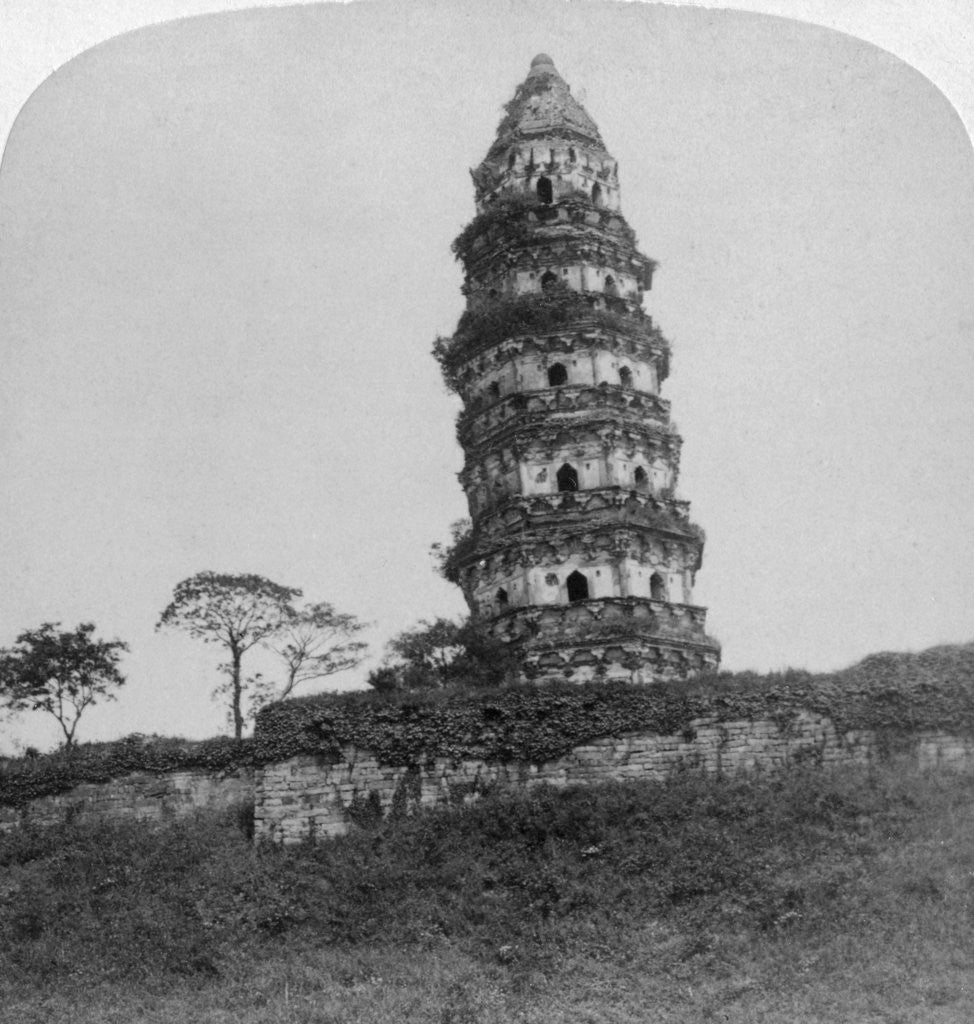 Detail of Tiger Hill Pagoda, the 'Leaning Tower', of Soo-Chow by Underwood & Underwood