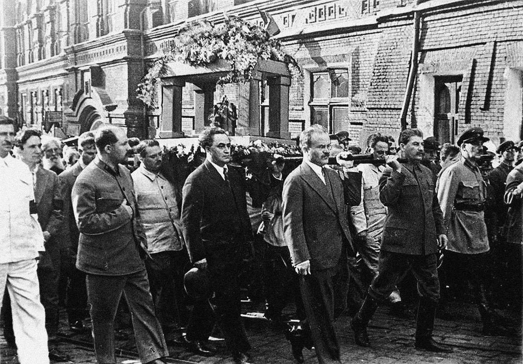 Detail of Kaganovich, Zhdanov, Mikhailov, Molotov, Stalin and Yagoda during the funeral ceremony of Maxim Gorky, 1936 by Anonymous