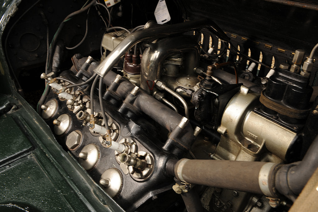 Detail of Cadillac 1914 by Simon Clay