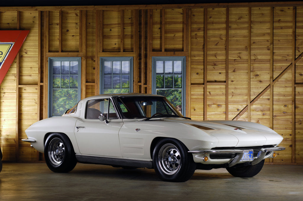 Detail of Chevrolet Corvette Stingray 1963 by Simon Clay
