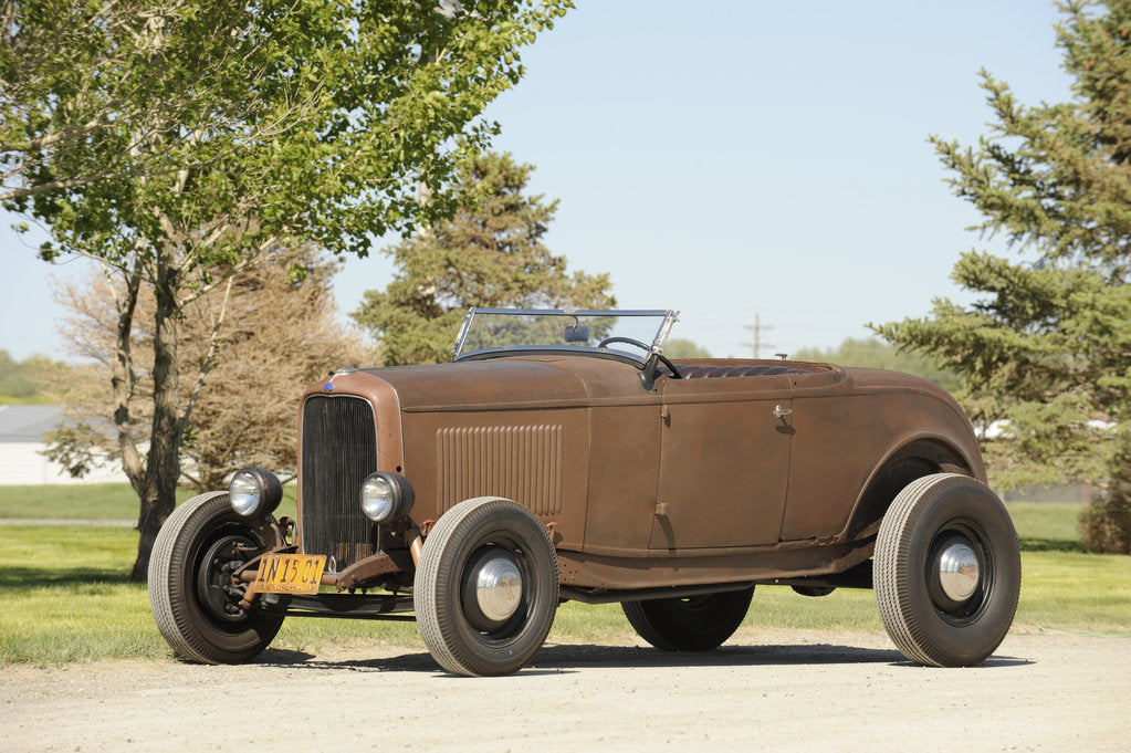 Detail of Ford Rodriguez Roadster Custom 1932 by Simon Clay