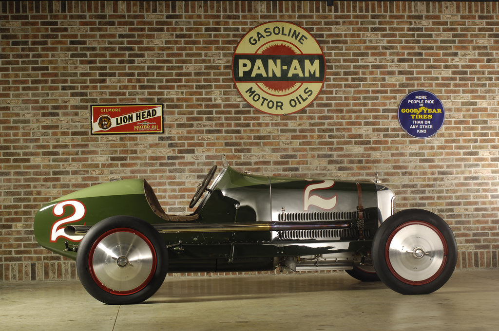 Detail of MILLER 122 supercharged 1923 by Simon Clay