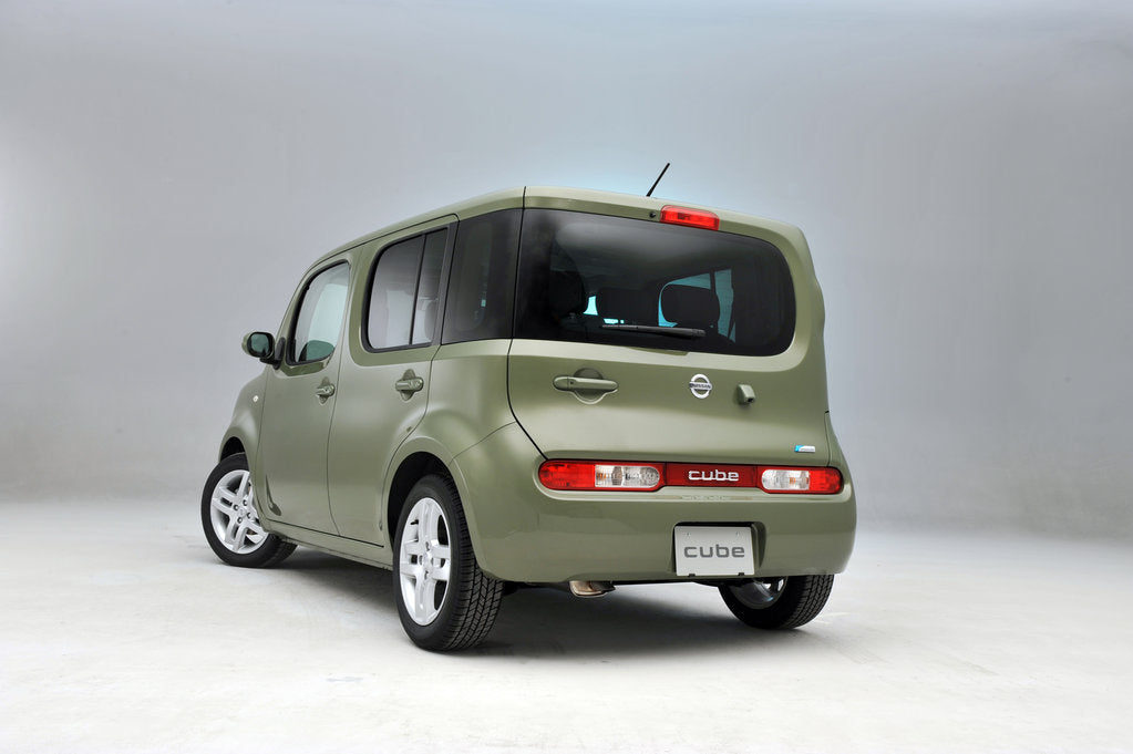 Detail of Nissan Cube 2008 by Simon Clay